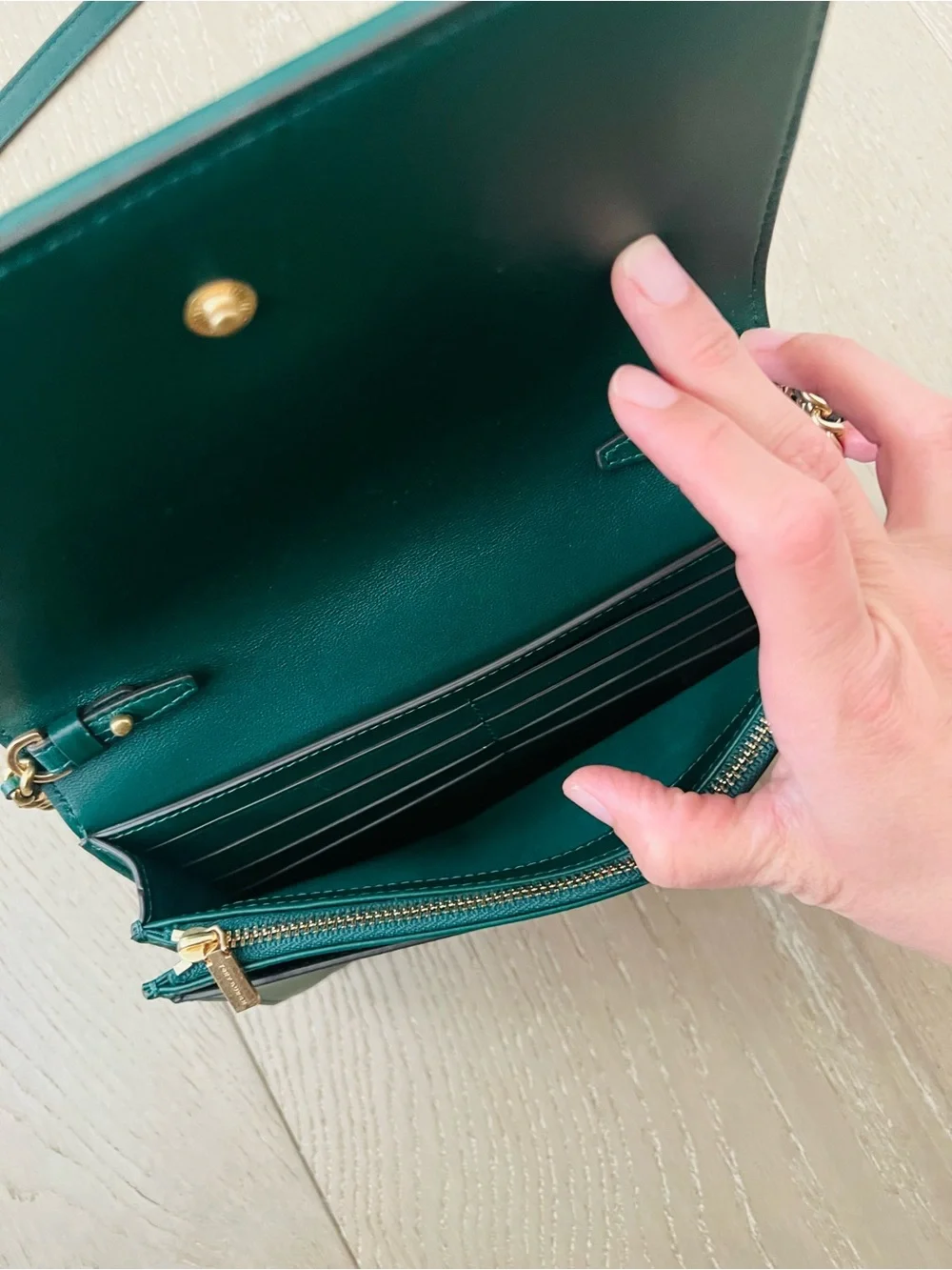 Tory Burch Green Quilted Crossbody Bag with Tassel - Picture 6 of 11